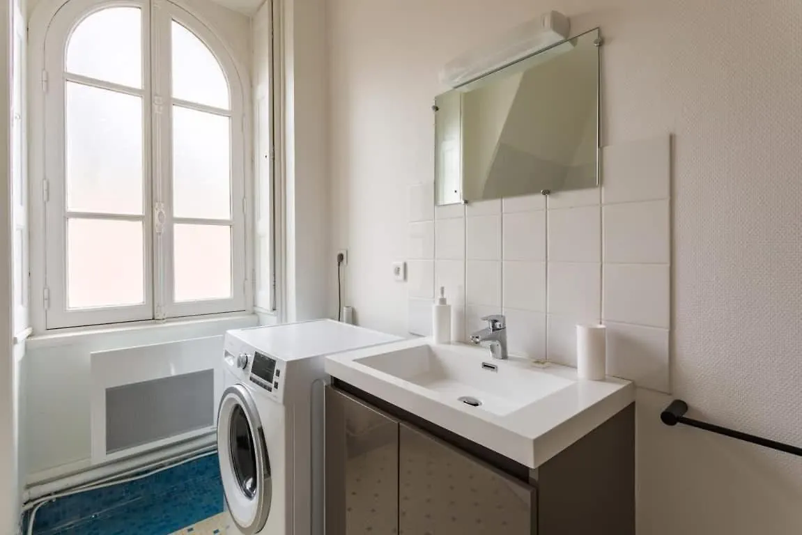 Saint-Exupery - Bel Appartement Renove/Parking Cancale France